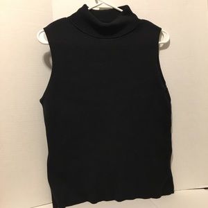 Mountain Lake Sleeveless Sweater. Size XL